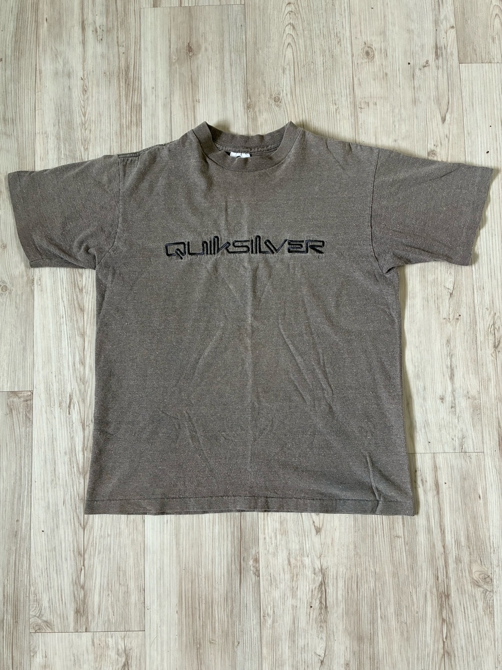 Vintage 90s Quiksilver Embroidered T-Shirt